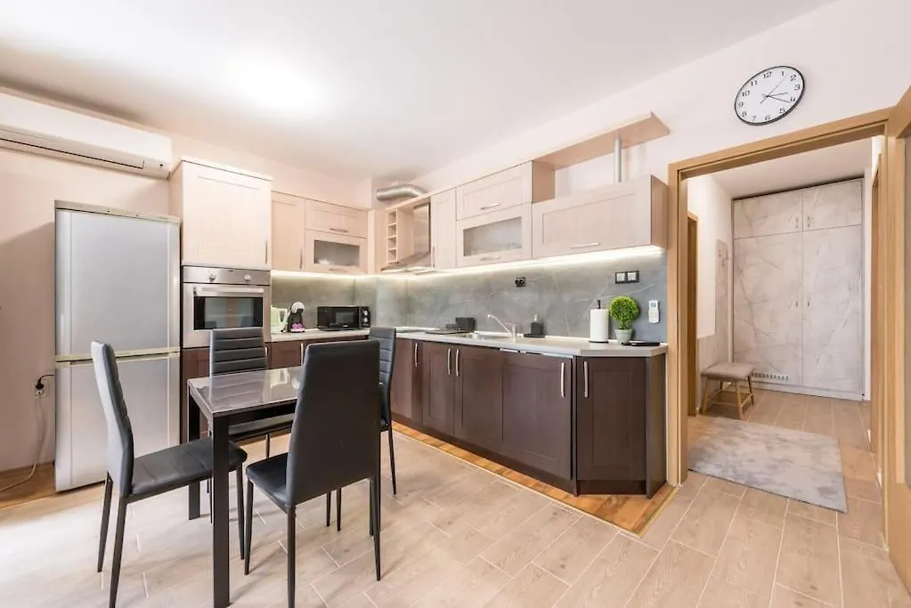 Stylish Apartment On Bregalnitsa Str Warna